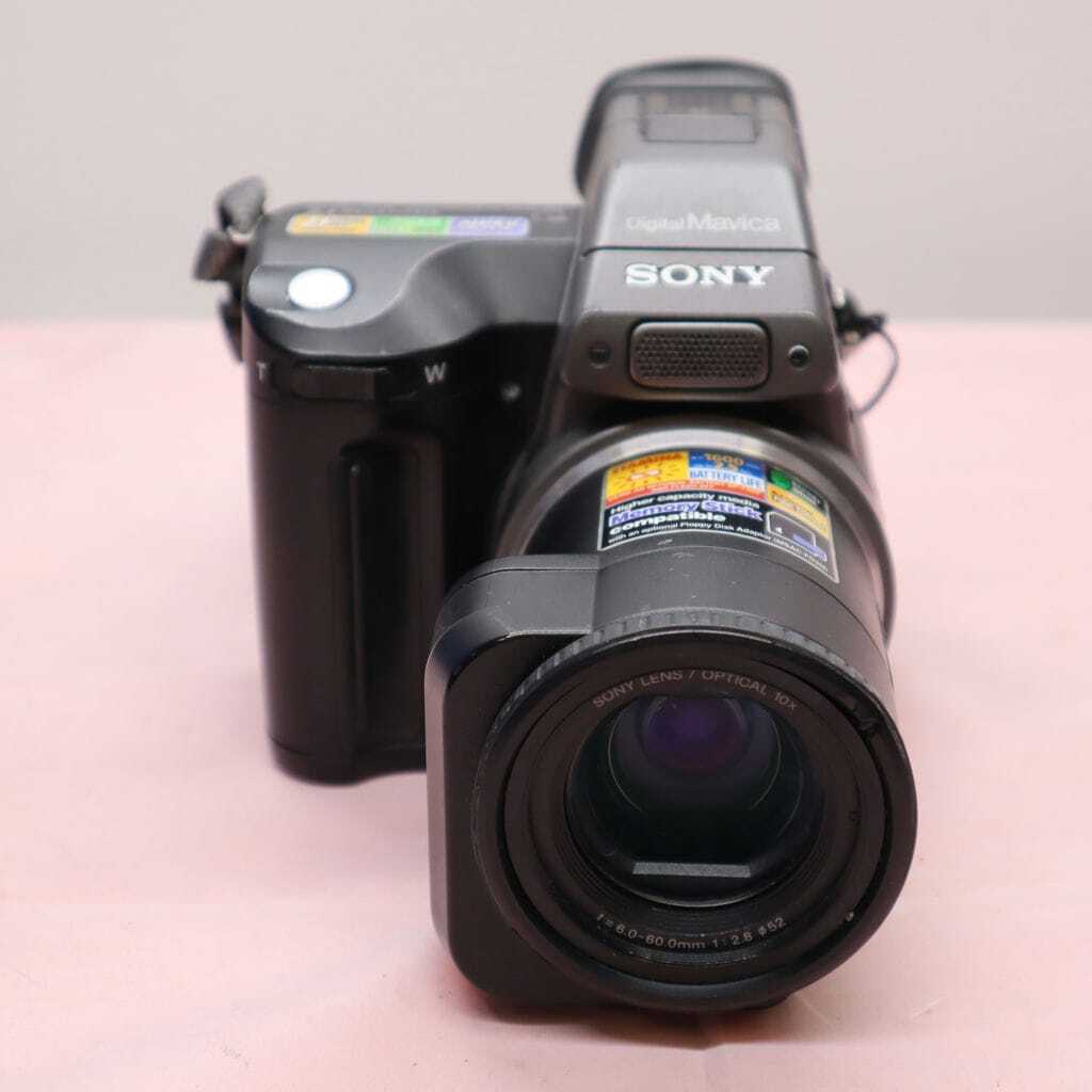 Caricabatterie Vhbw Per Sony Mavica MVC-FD97/FD95/FD92 | Stazione Di Ricarica USB Con Indicatore LED | 8,4 V | Cavo Incluso