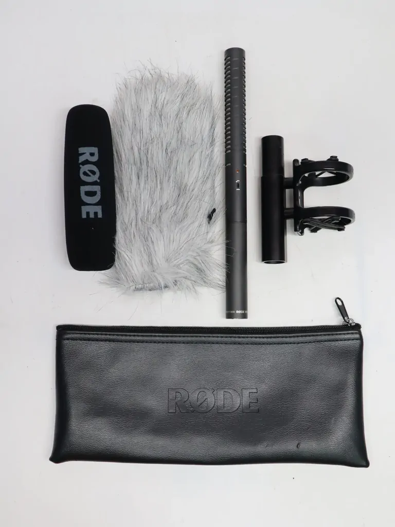 Rode NTG2 Dual-Power Shotgun Condenser Microphone w/Accessories