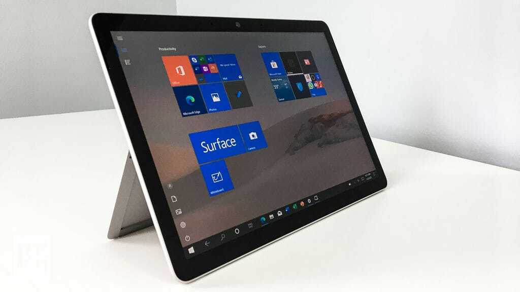 Microsoft Surface GO 3 Intel i3 10100Y 1.30GHz 8GB RAM 256GB SSD 10.5" + Keyboard Win 11 - B Grade