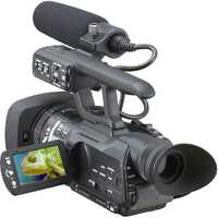 JVC GY-HM100E ProHD Full HD Video Camera Recorder Image 1