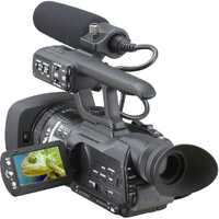 JVC GY-HM100E ProHD Full HD Video Camera Recorder Image 1
