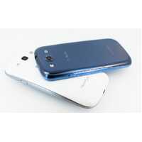 Samsung Galaxy S3 16GB Image 1