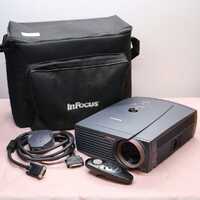 InFocus LP400 800x600 Projector VGA  700 Lumens w/Accessories - B Grade Image 1