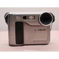 Sony Digital Mavica MVC-FD71 Digital 3.5" Floppy disk Camera - UNTESTED Image 1