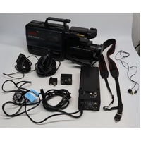 National/Panasonic NV-M5 VHS Movie Camcorder Image 0