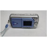 Nikon Coolpix 2500 2MP Digital Camera Image 0