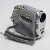 Sony DCR-HC40E PAL Mini DV Digital Camcorder w/Accessories Image 2