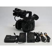 Canon EOS C200 Professional 4K Camcorder PAL Image 3
