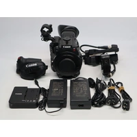 Canon EOS C200 Professional 4K Camcorder PAL Image 4