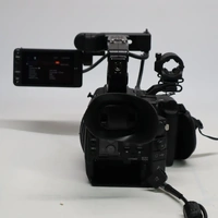 Canon EOS C200 Professional 4K Camcorder PAL Image 5