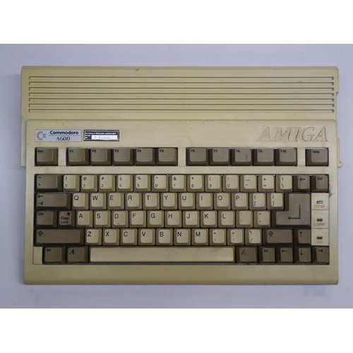 Commodore A600 Amiga 600 Retro Computer