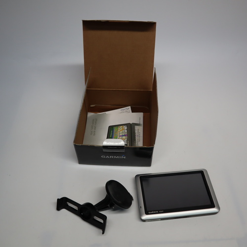Garmin Nuvi 1450T Smart GPS Navigator