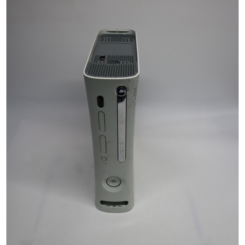 Microsoft Xbox 360 Console (White) - No HDD