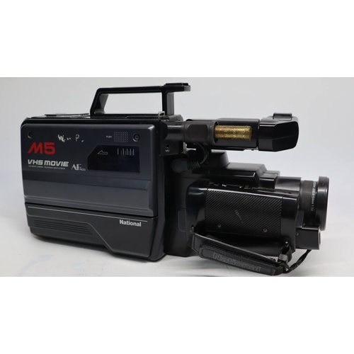 National/Panasonic NV-M5 VHS Movie Camcorder
