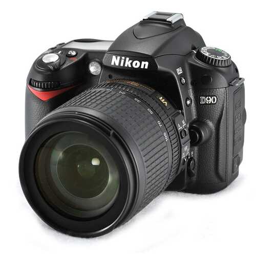 Nikon D90 DSLR 12.3MP Digital Camera w/18-105mm Lens, Accessories