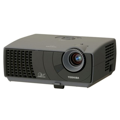Toshiba TDP-S8 800x600 Projector SVGA 2000 Lumens - Used